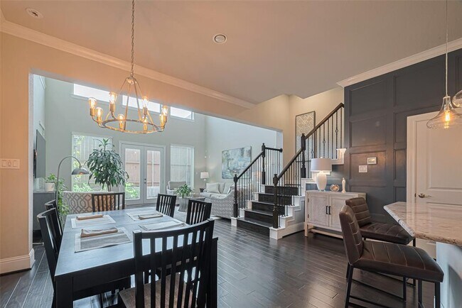 Foto del edificio - 8418 Oak Leaf Point Dr
