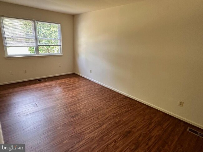 Building Photo - 9773 Hagel Cir