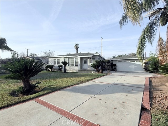 Building Photo - 15825 Alwood St