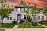 Foto principal - 6250 Hillside Rd