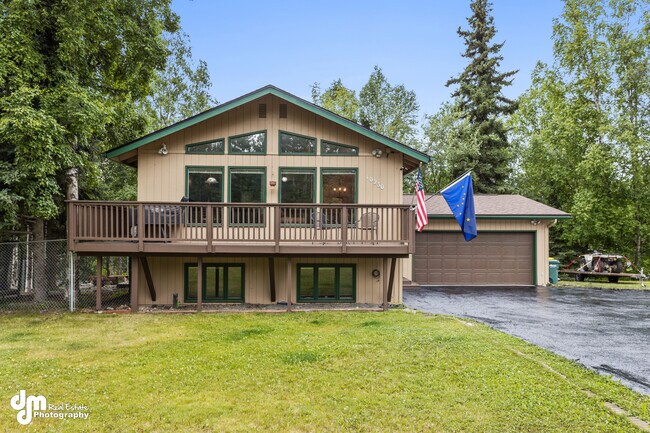 Foto del edificio - 10230 Crest View Ln