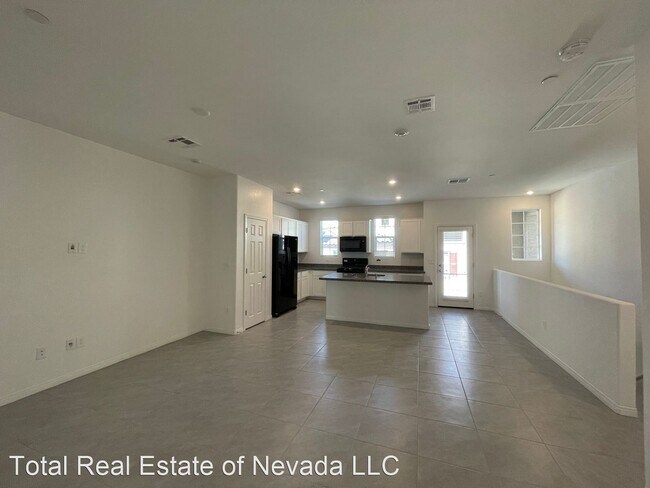 Foto del edificio - 3 br, 2 bath House - 671 Tiarella Ln