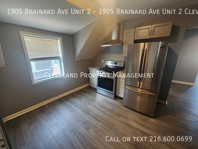 Foto del edificio - 1905 Brainard Ave