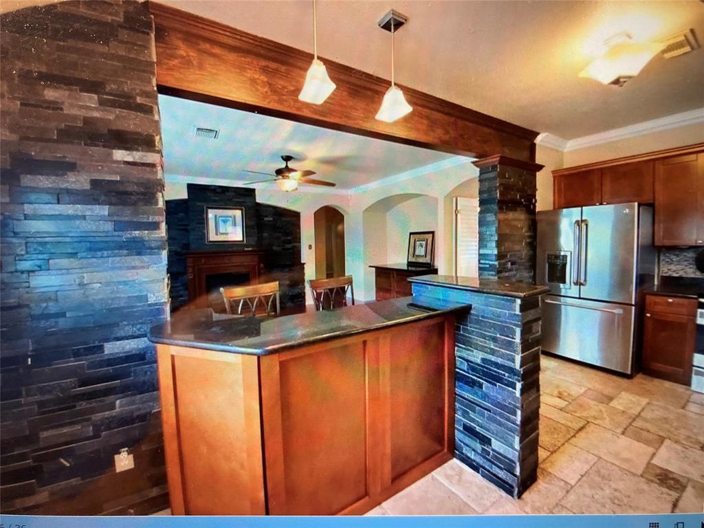 Primary Photo - 15010 Turphin Way
