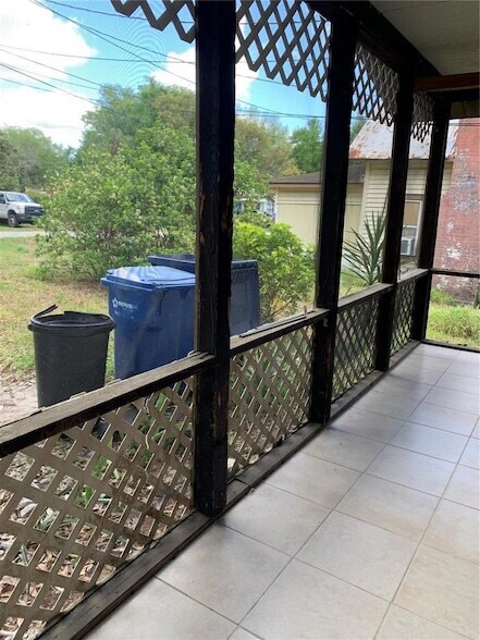 Foto del edificio - 224 Chesney Blvd