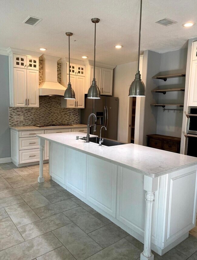 Building Photo - 6214 Pebble Canyon Ct