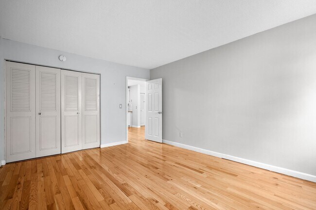 Foto del edificio - 804 Centre St