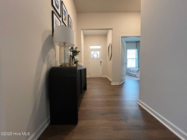 Building Photo - 742 Carnegie court