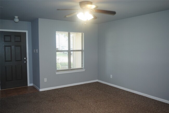 Foto del edificio - 2663 Skyview Grove Ct