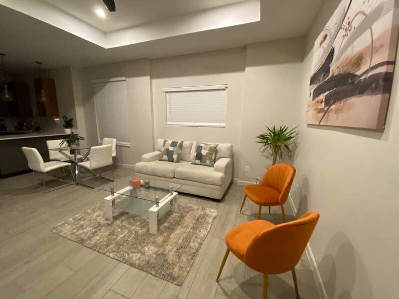 Foto principal - 3412 Duke Ave