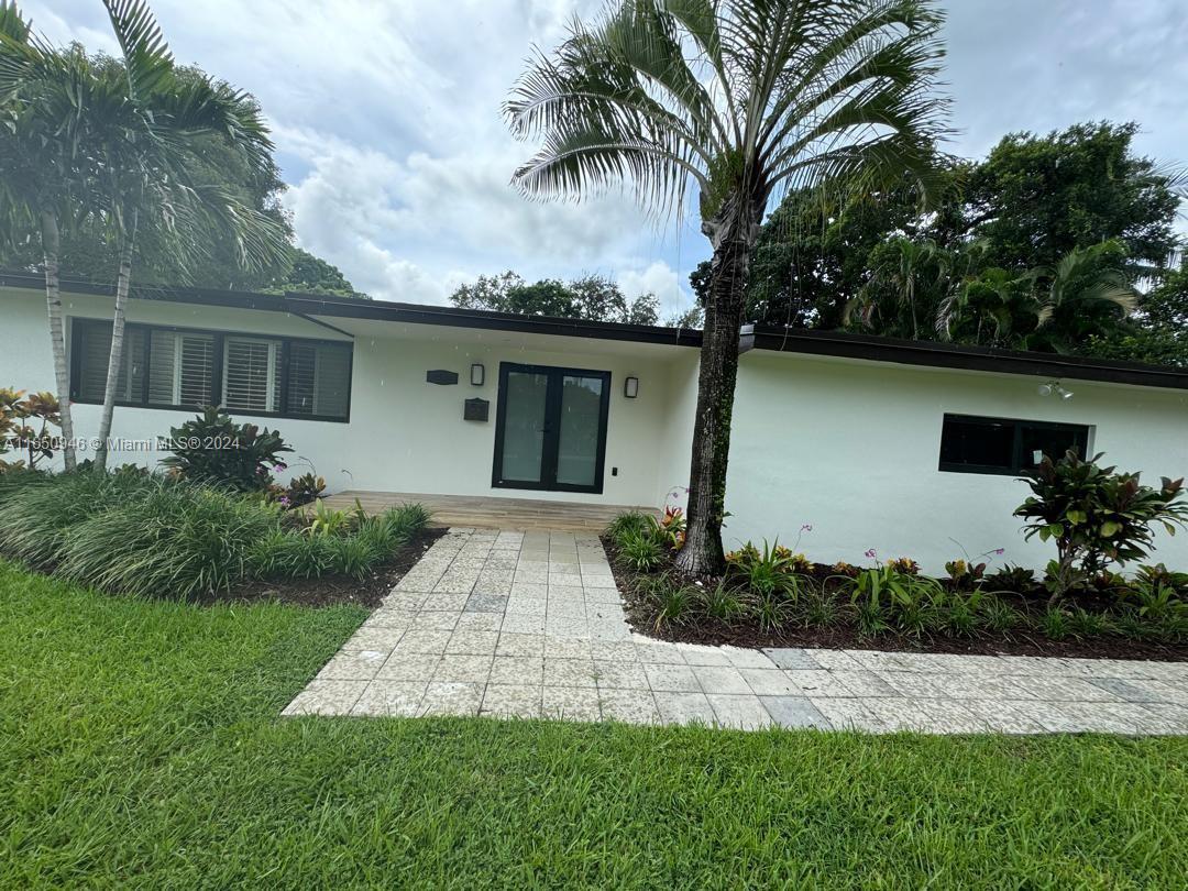 Foto principal - 8370 SW 161st St