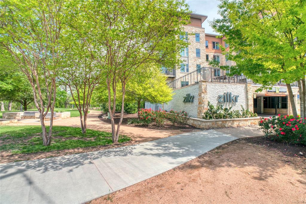 Foto principal - 1900 Barton Springs Rd