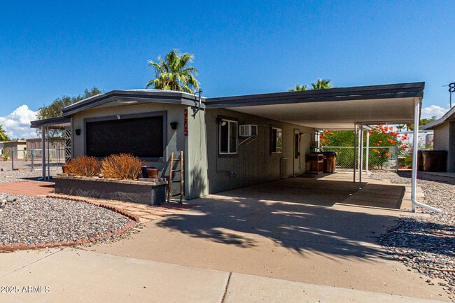 Building Photo - 3609 N Montana Ave