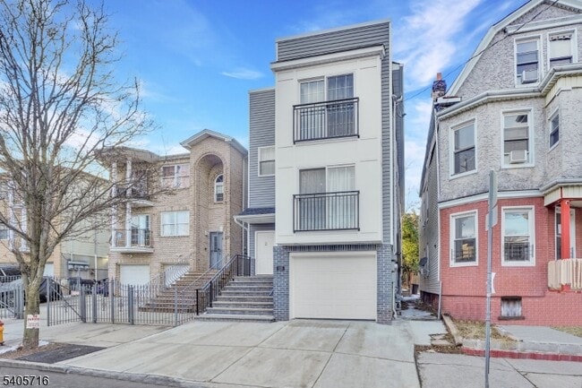 Foto del edificio - 225 S 9th St