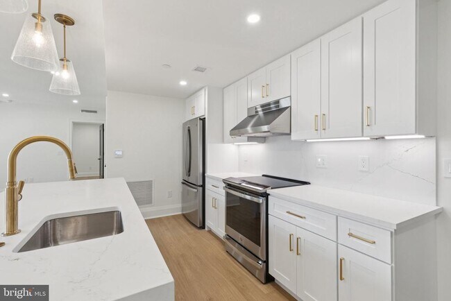 Foto del edificio - 135 S 19th St