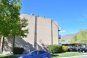 Building Photo - 88 W 50 S