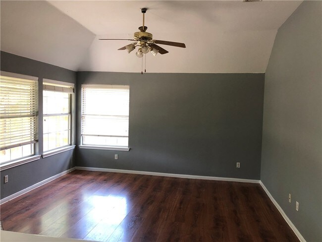 Foto del edificio - 510 Settlers Valley Dr