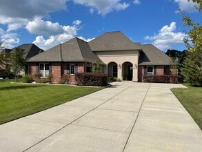 Building Photo - 20175 Kingland Dr