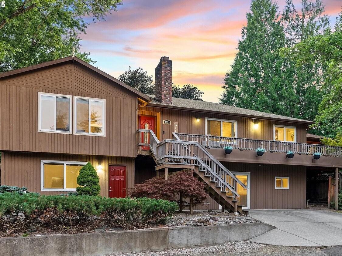 Foto principal - 1129 NW Connell Ave