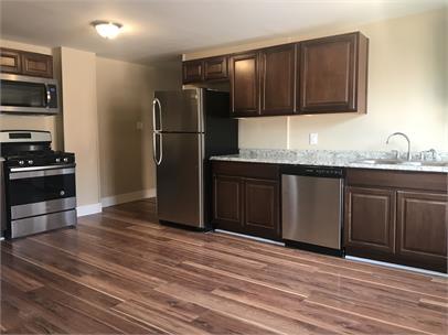 Kitchen - 694 West Ave