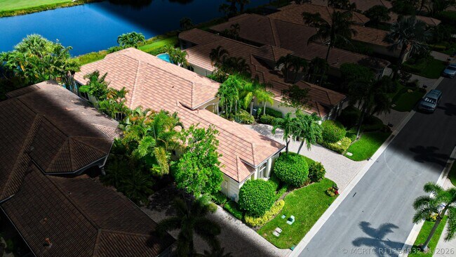 Foto del edificio - 119 Esperanza Way