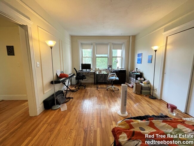 Building Photo - 20 Colborne Rd