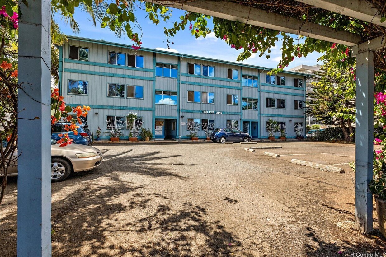 Primary Photo - 1120 Pua Ln