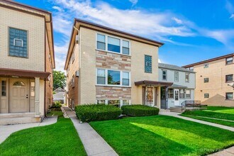 Building Photo - 2424 N 77th Ct