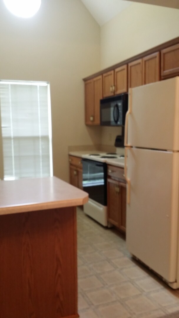 Building Photo - FOX CREEK SUBDIVISION