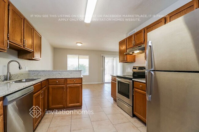 Foto del edificio - 10032 N 66th Dr