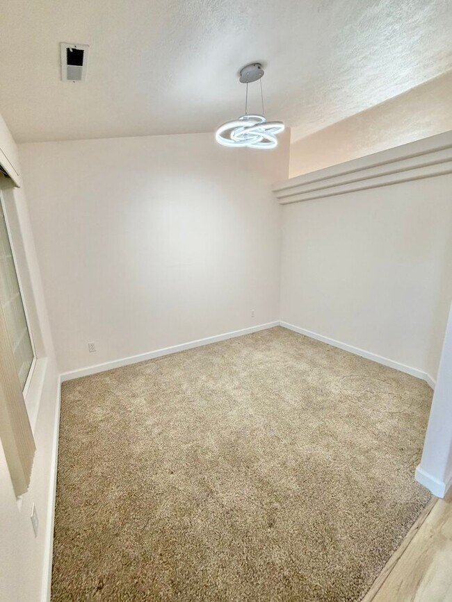 Foto del edificio - 498 N 300 W