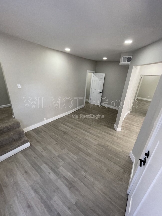 Foto del edificio - 321 E 31st St