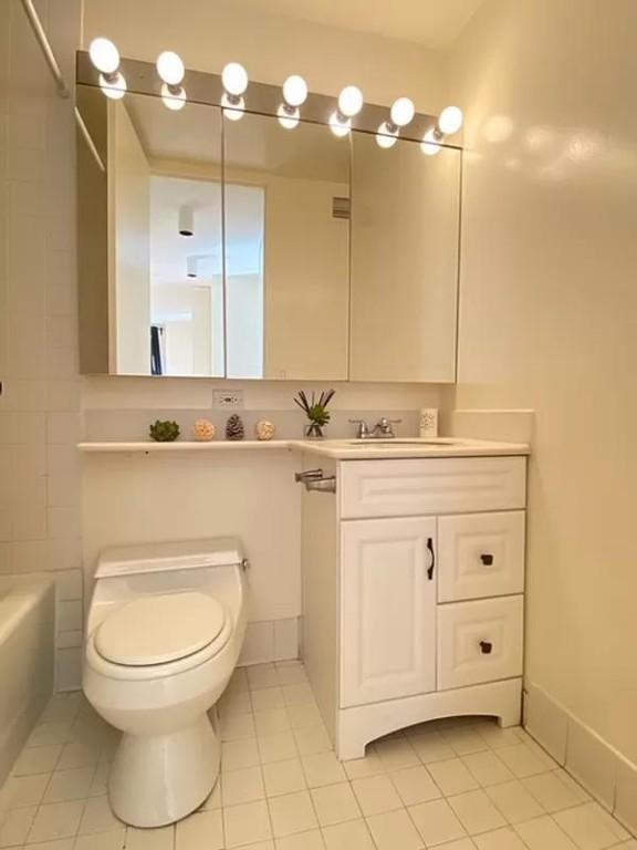 Building Photo - 0 bedroom in New York NY 10003