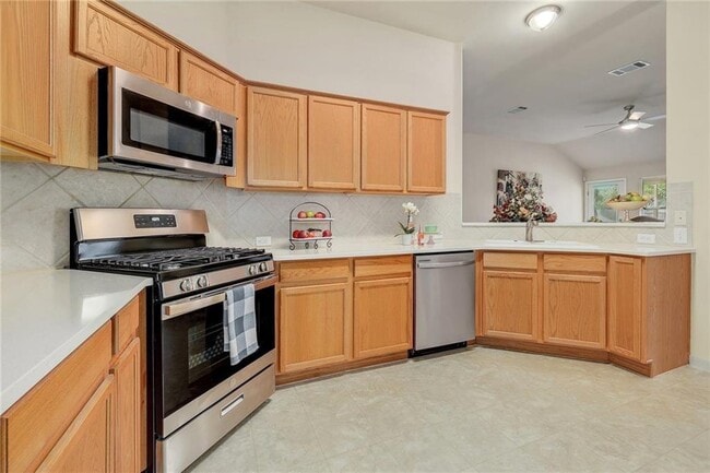 Building Photo - 107 N Pauley Dr