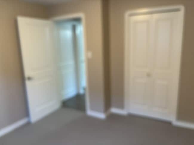 Building Photo - 107 A 26 St