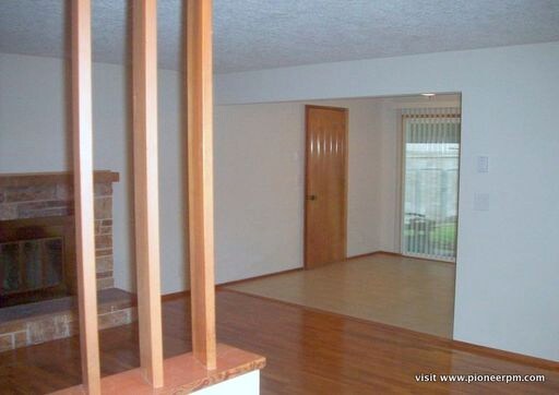 Building Photo - 1560 Goodpasture Island Rd
