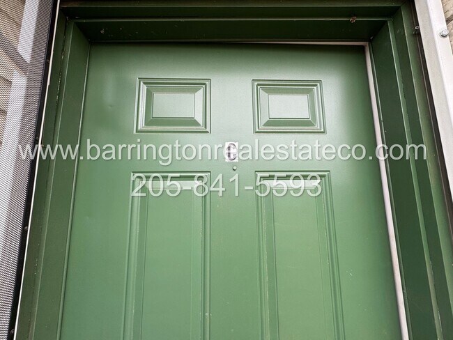 Foto del edificio - 821 Overton Ave