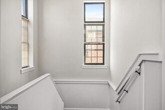 Building Photo - 420 Chestnut St