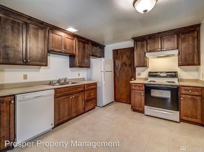 Foto del edificio - 9517-9519 147th St Ct E