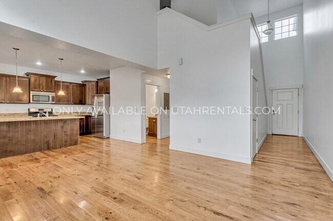 Building Photo - 11652 S Stafford View Dr