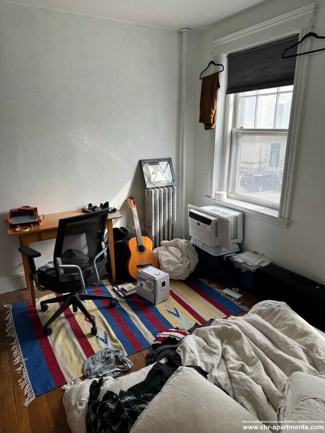 Foto principal - 1697 Cambridge St
