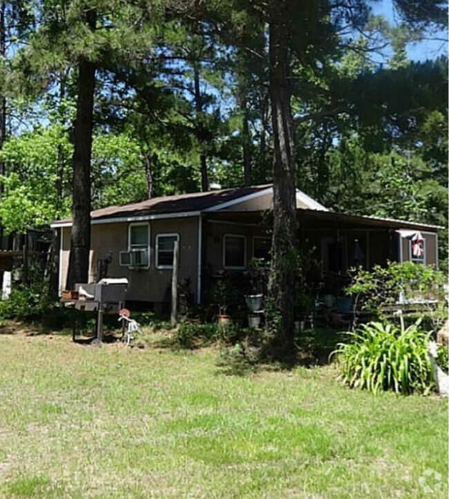 Building Photo - 204 Kangaroo