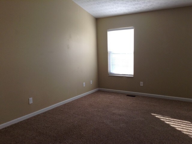 Building Photo - 1169 Poplar Hill Drive