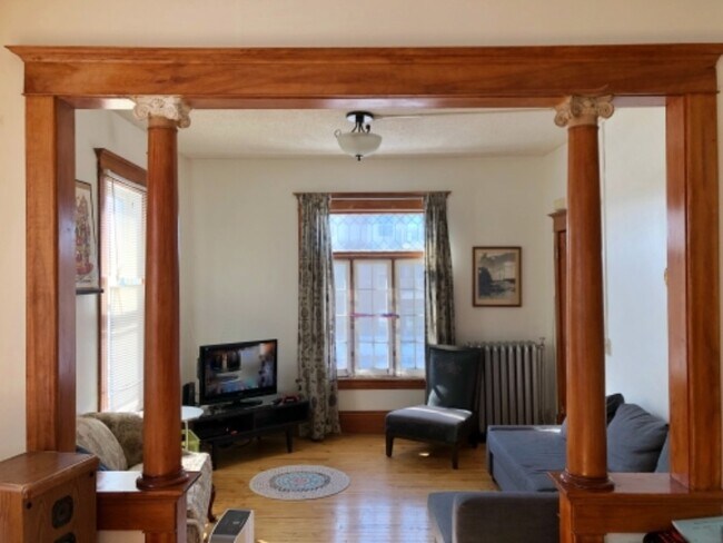 Foto del edificio - 3317 Nicollet Ave S