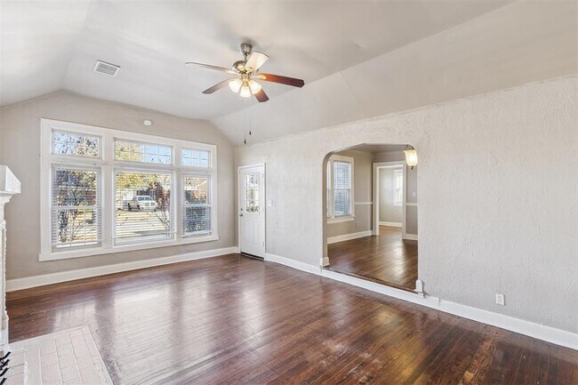 Foto del edificio - 1220 NW 43rd St