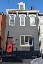 Building Photo - 5109 Holmes St
