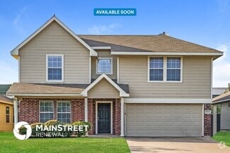 Building Photo - 2923 St Bernard Dr