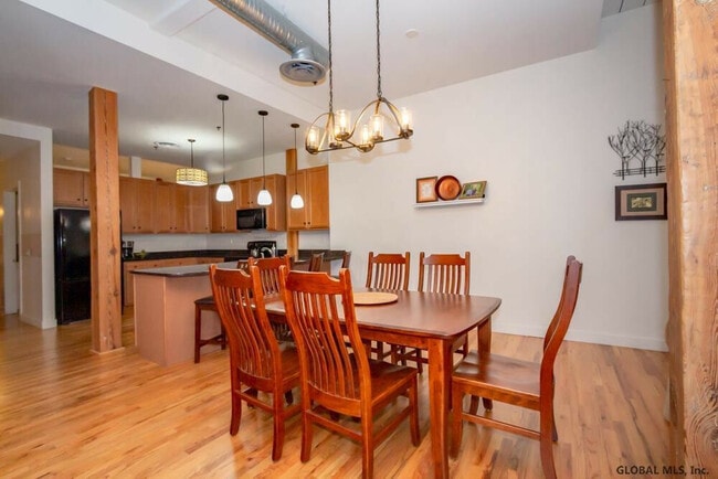 Foto del edificio - 387 3rd Ave