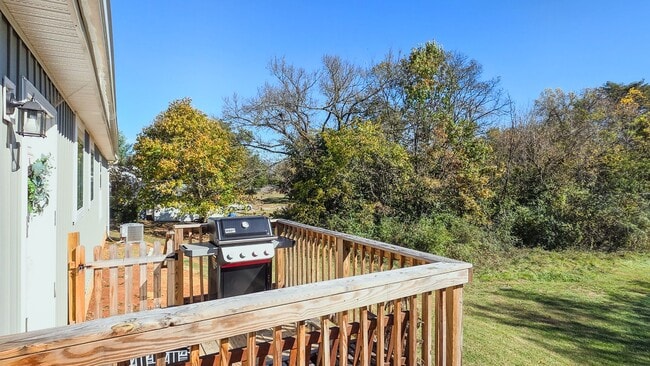 Foto del edificio - Knoxville 37920 - 3 bedroom 2 bath - call ...