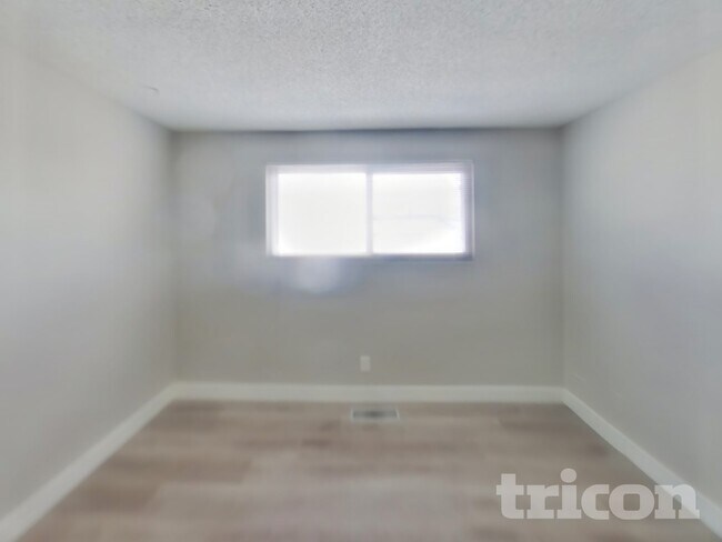 Foto del edificio - 3181 Arville St